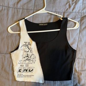 Black / white crop tank top